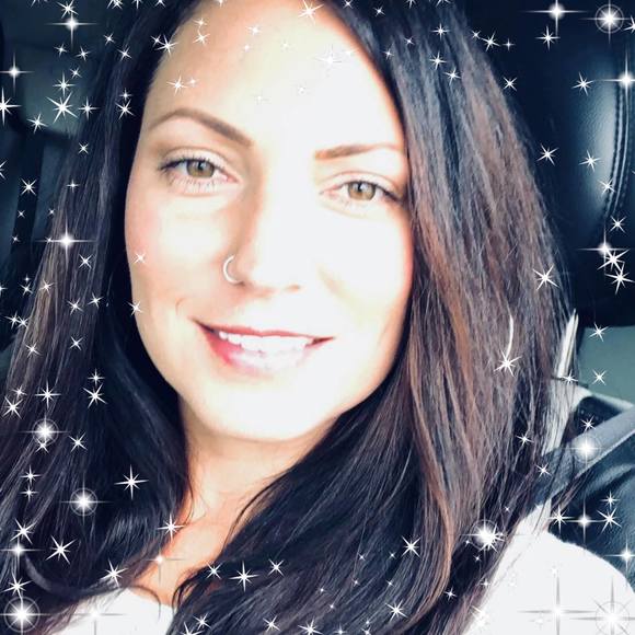 Meet your Posher, Kristen - Picture 1 of 1